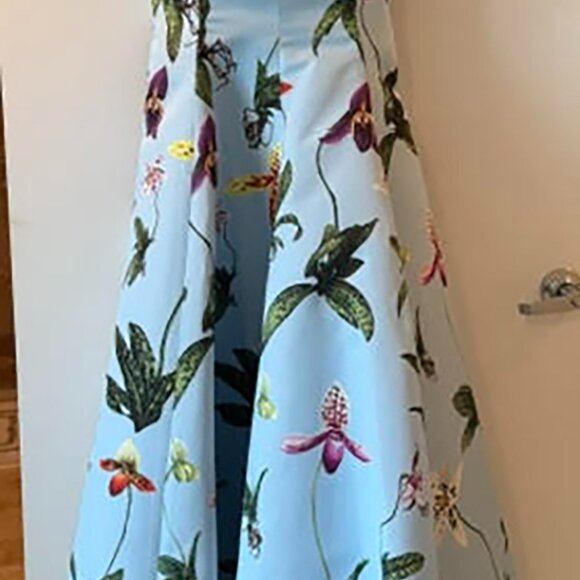 Oscar de la Renta Off-The-Shoulder Orchids Faille Gown - Picture 4 of 7